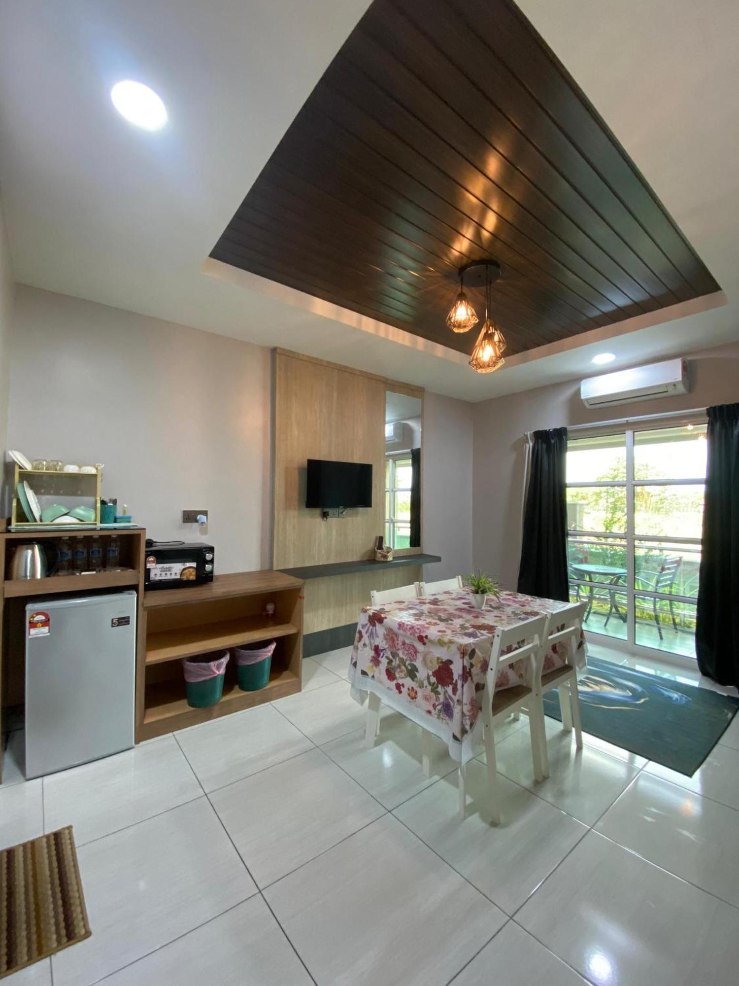 Grand Village Inn Pantai Cenang  Eksteriør bilde