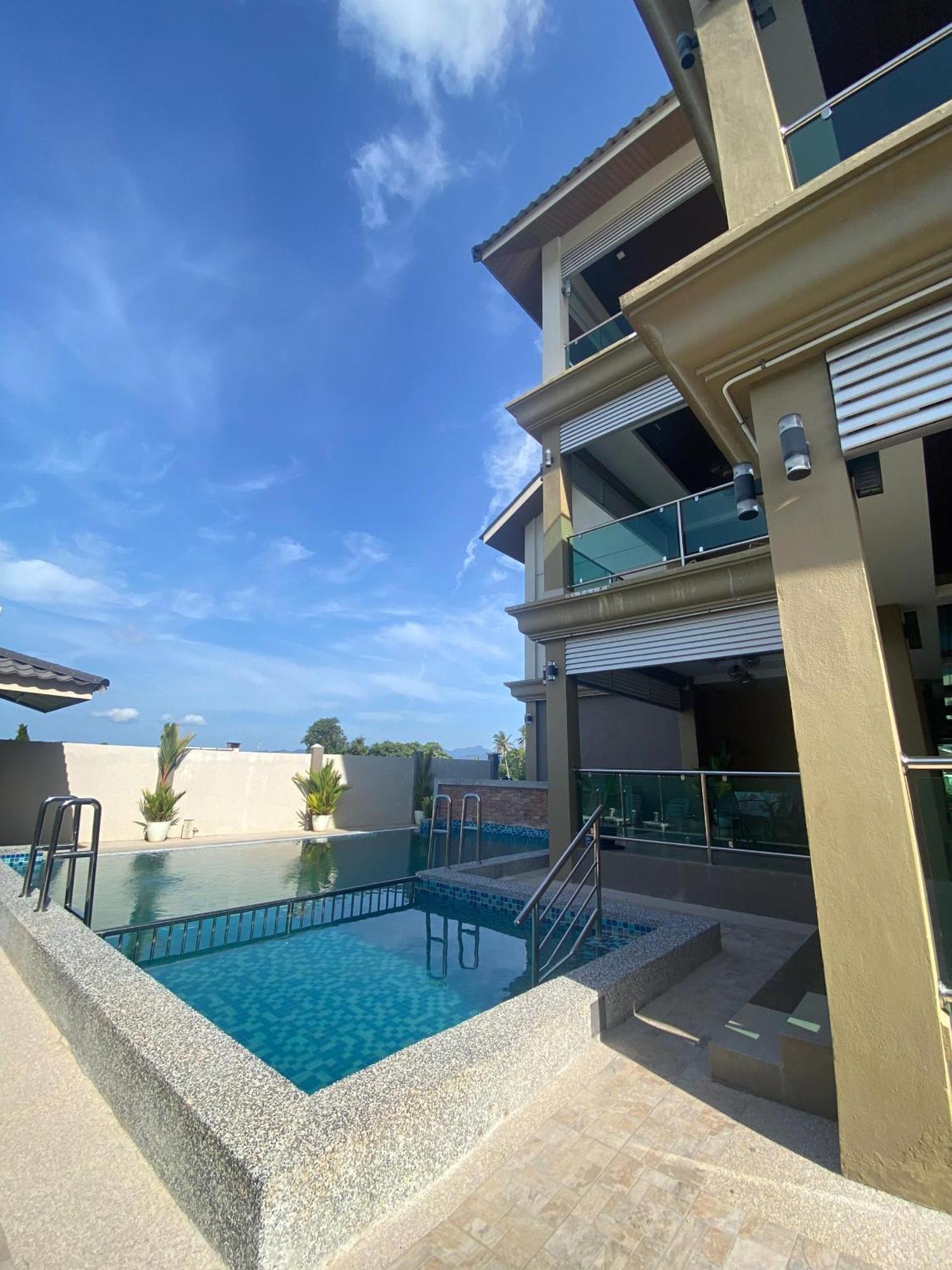 Grand Village Inn Pantai Cenang  Eksteriør bilde