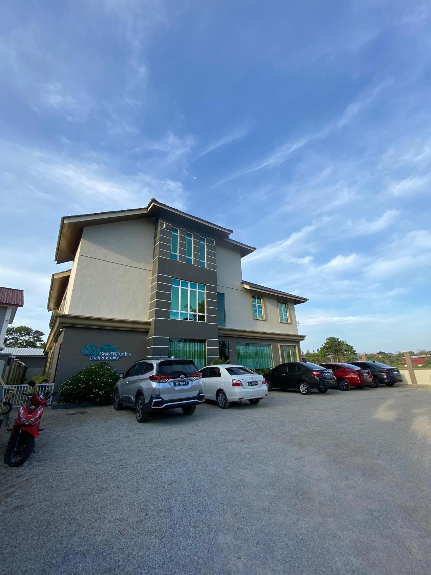 Grand Village Inn Pantai Cenang  Eksteriør bilde