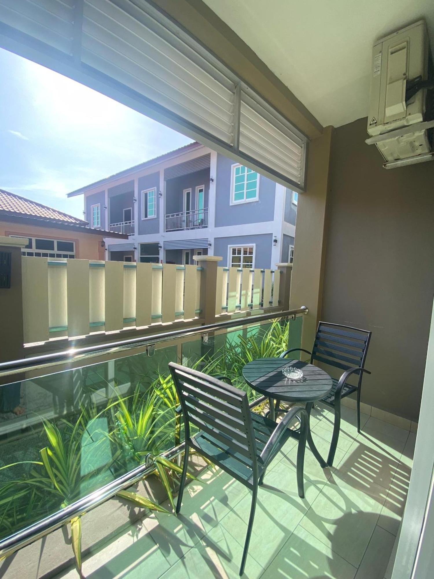 Grand Village Inn Pantai Cenang  Eksteriør bilde