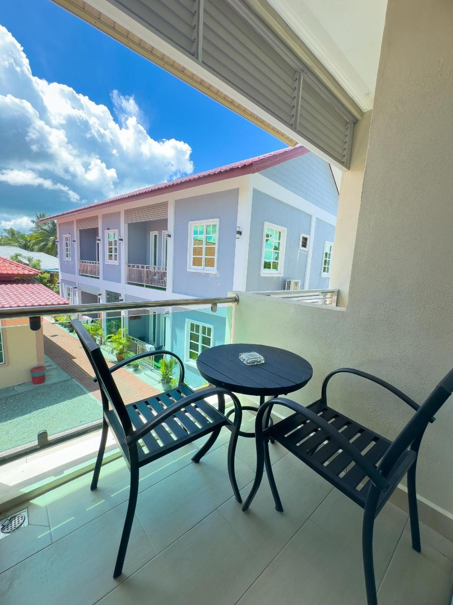 Grand Village Inn Pantai Cenang  Eksteriør bilde
