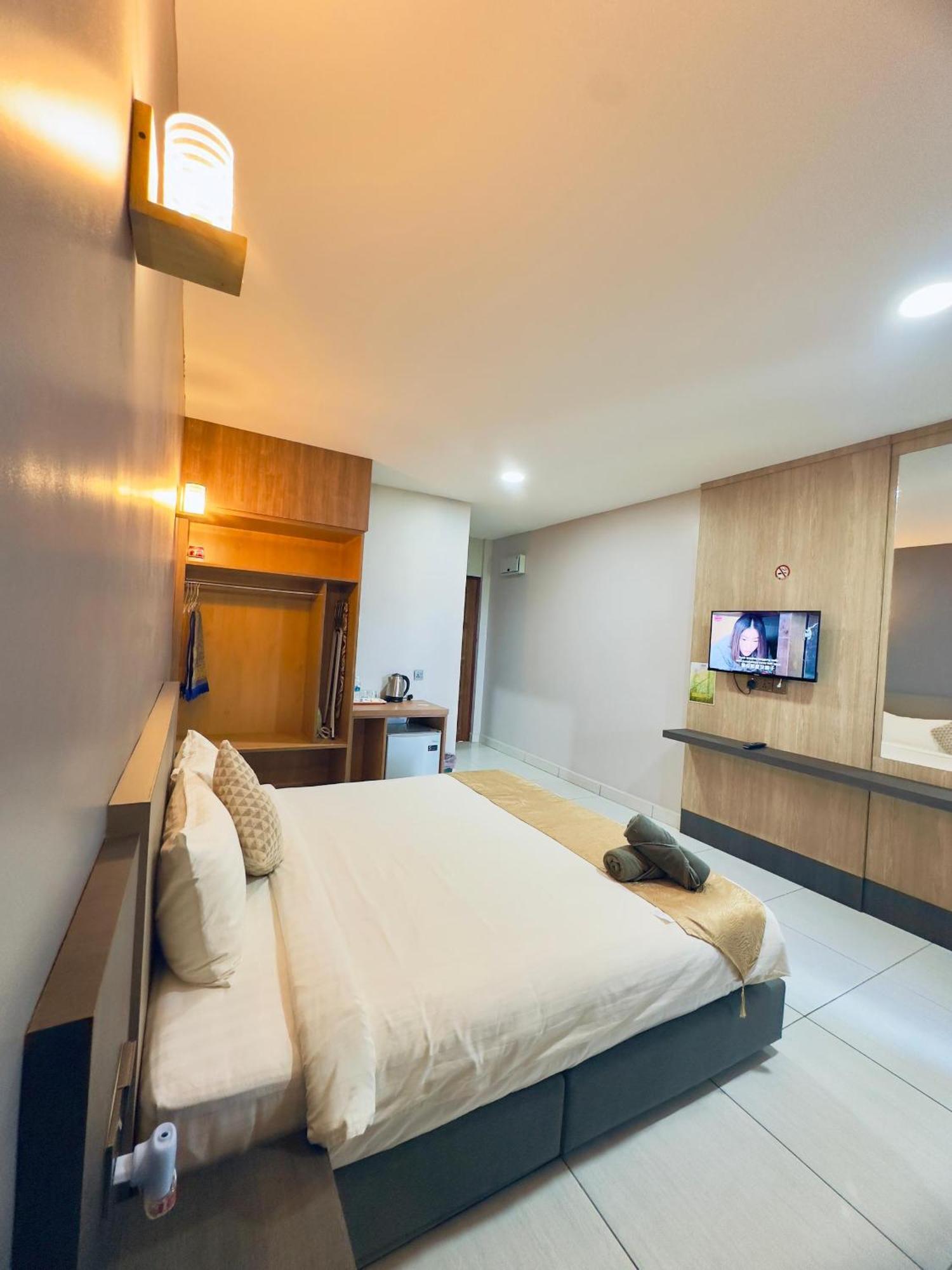 Grand Village Inn Pantai Cenang  Eksteriør bilde
